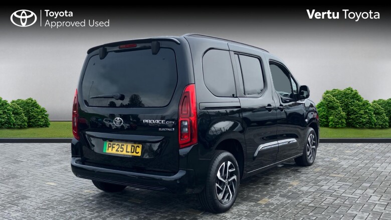 Toyota Proace City Verso 100kW Design L1 50kWh 5dr Auto Electric Estate